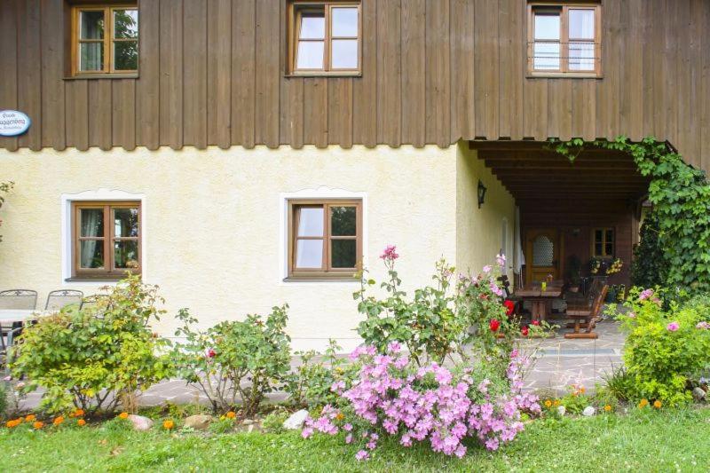 Ferienwohnungen Reiter Kirchanschoring Exterior photo